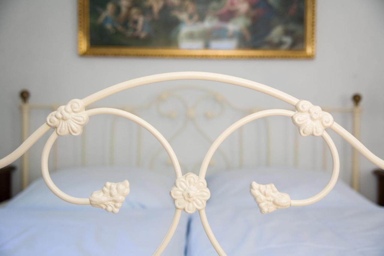 Haus Probst Am See Bed and Breakfast Schondorf am Ammersee Eksteriør billede